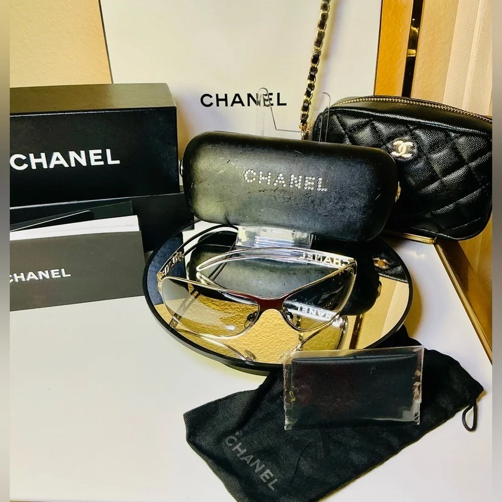 Chanel Vintage Sunglasses – Silver Frame, Gradient Lens, Unisex, Authentic